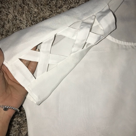 White Express Shirt Like new - Picture 3 of 7